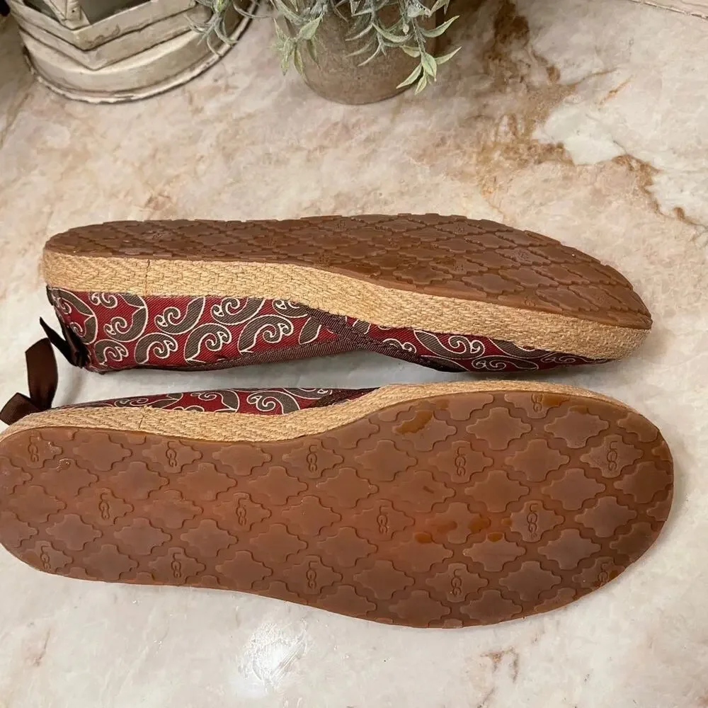 Ugg espadrille loafers Sz 8 maroon and brown comfort shoes
